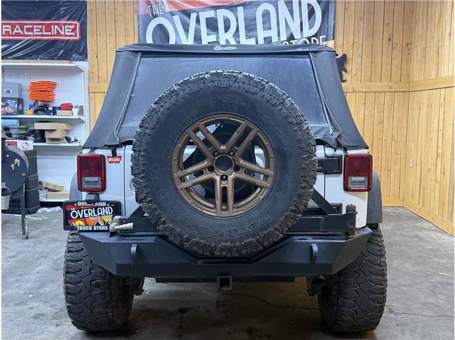 Used 2012 Jeep Wrangler Unlimited Sport w/ Connectivity Group AWD/4WD image 7