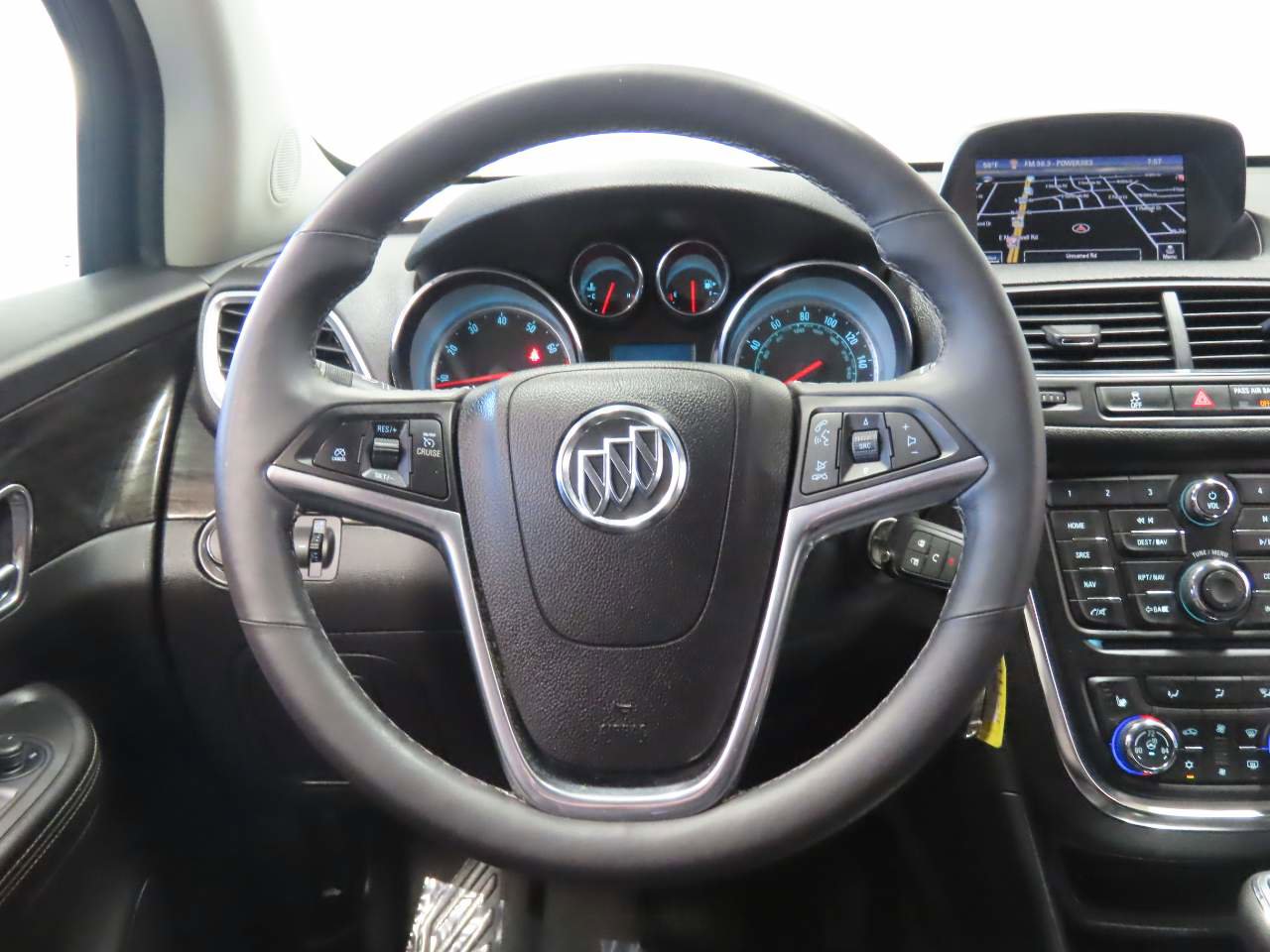 Used 2015 Buick Encore Leather image 9