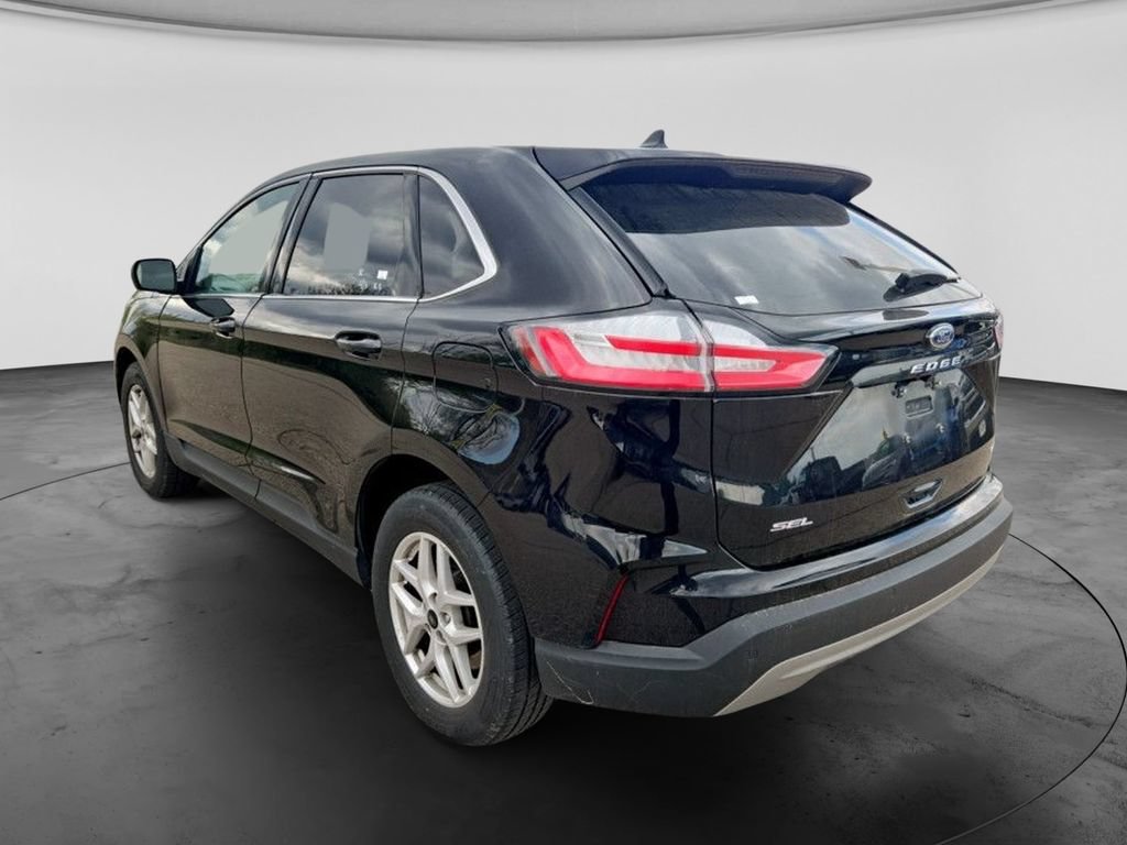 Used 2024 Ford Edge SEL AWD/4WD image 9
