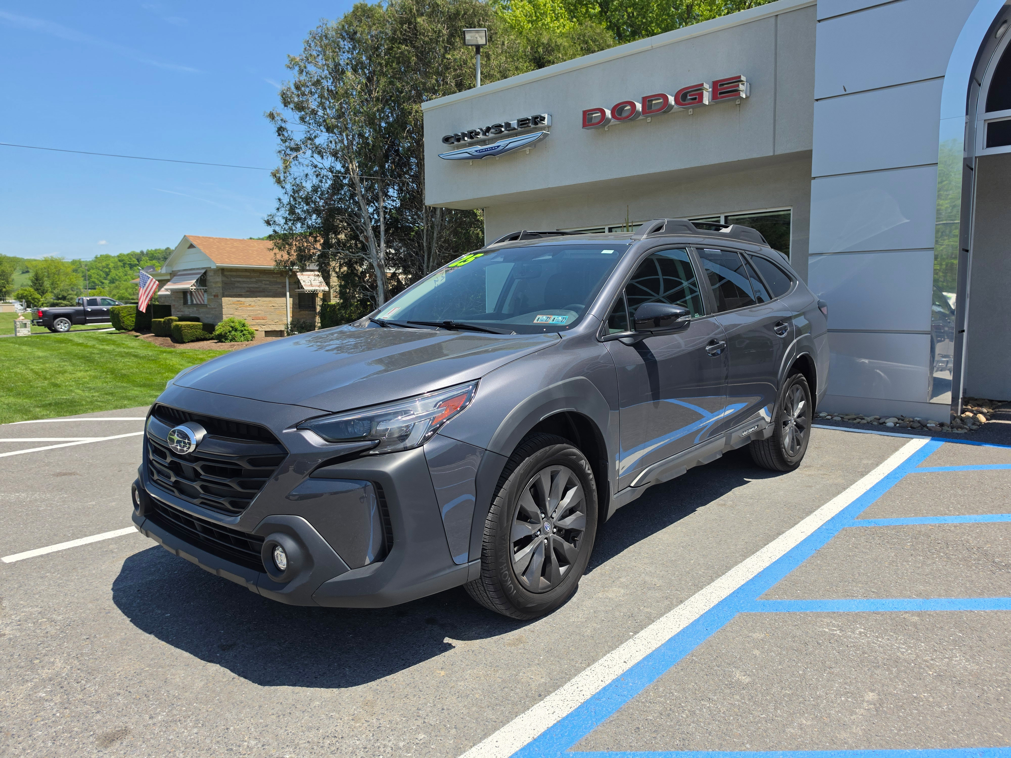 Used 2025 Subaru Outback Onyx Edition AWD/4WD image 8