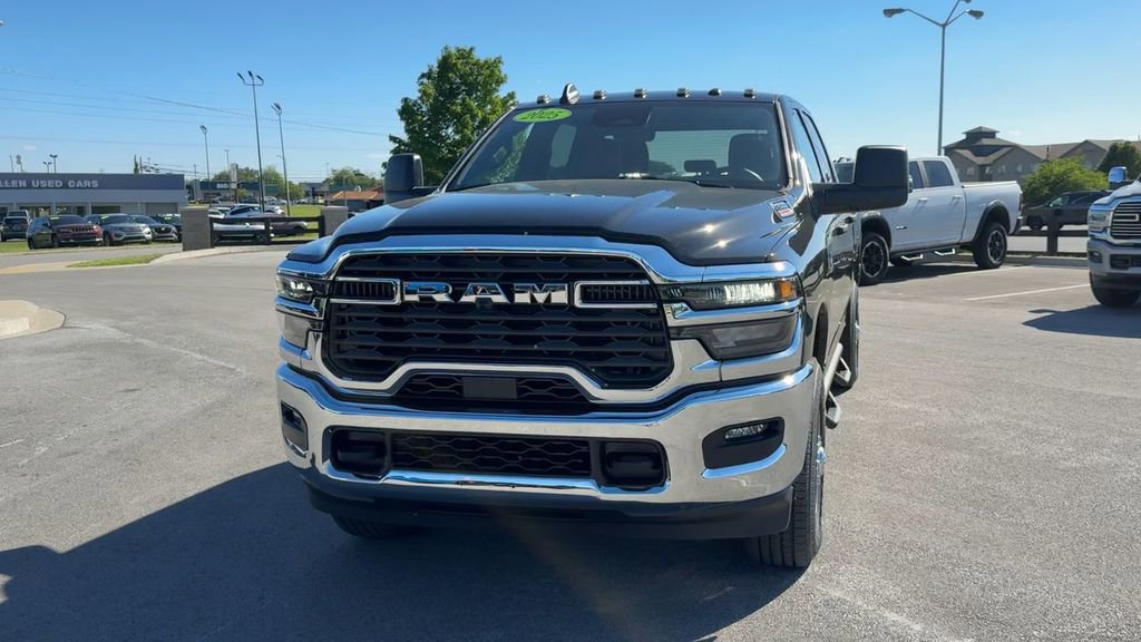 Used 2025 RAM 2500 Tradesman w/ Chrome Appearance Group AWD/4WD image 2