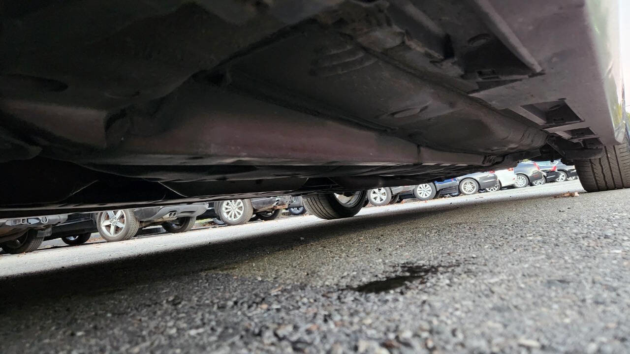 Used 2013 Toyota Avalon XLE Touring image 51