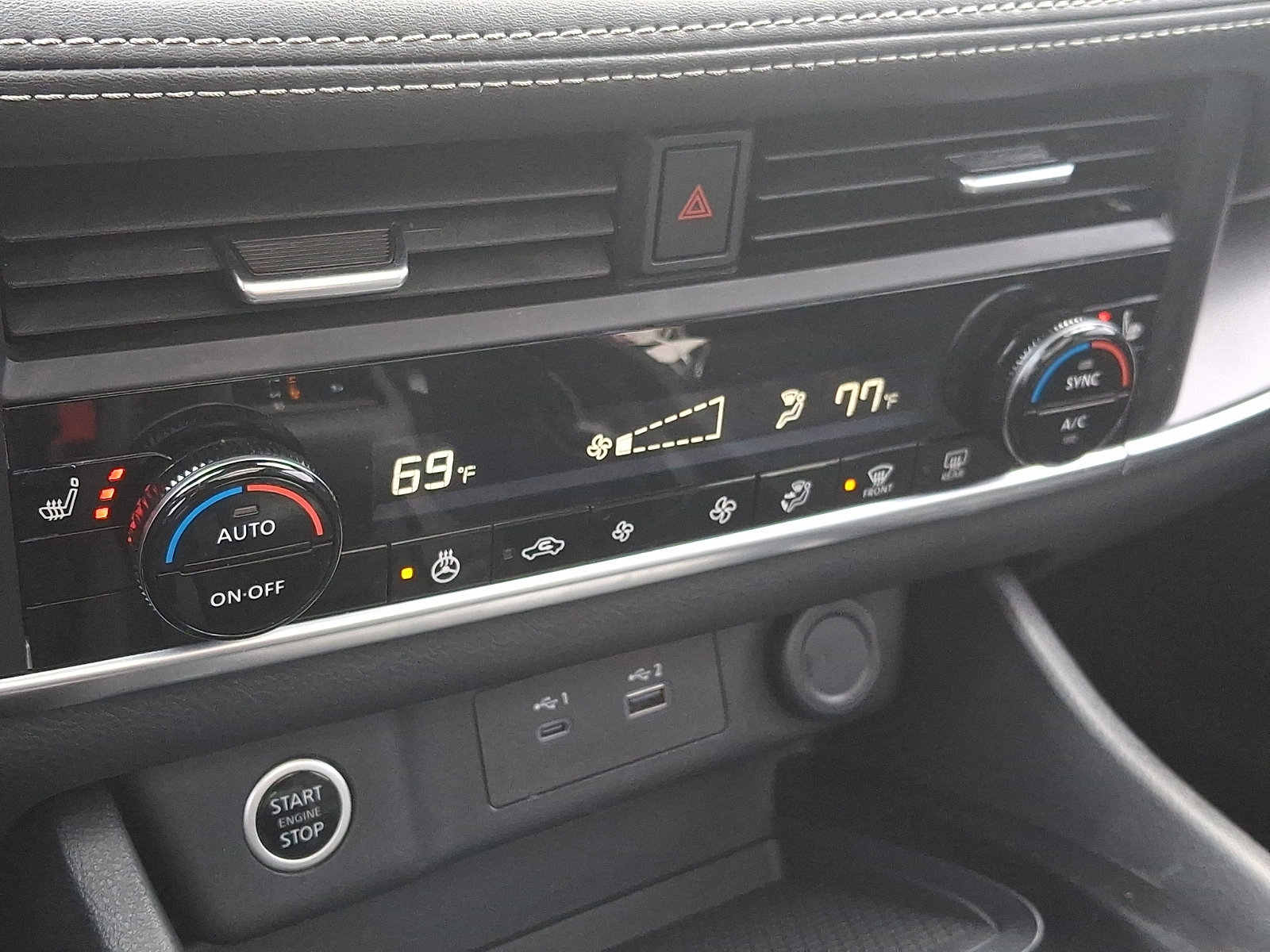 Certified 2023 Nissan Rogue SV w/ SV Premium B Package AWD/4WD image 16