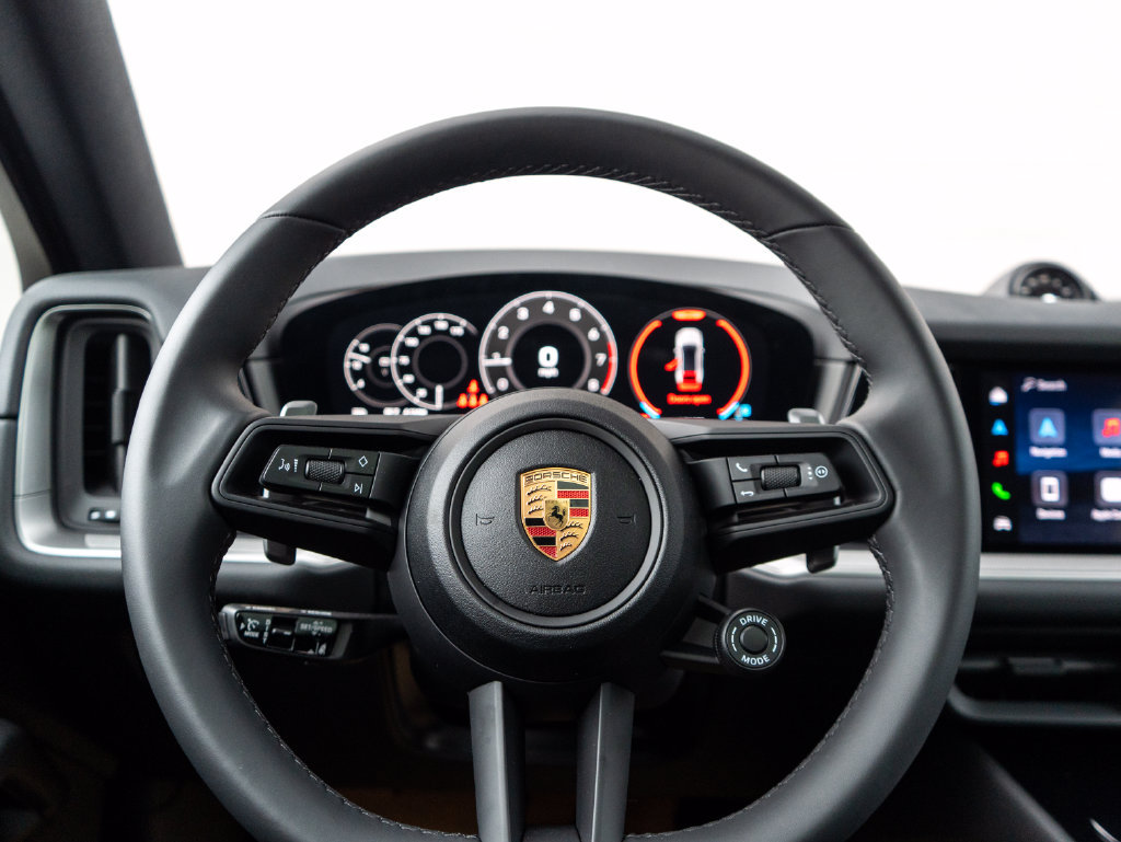 New 2026 Porsche Cayenne Coupe AWD/4WD image 21