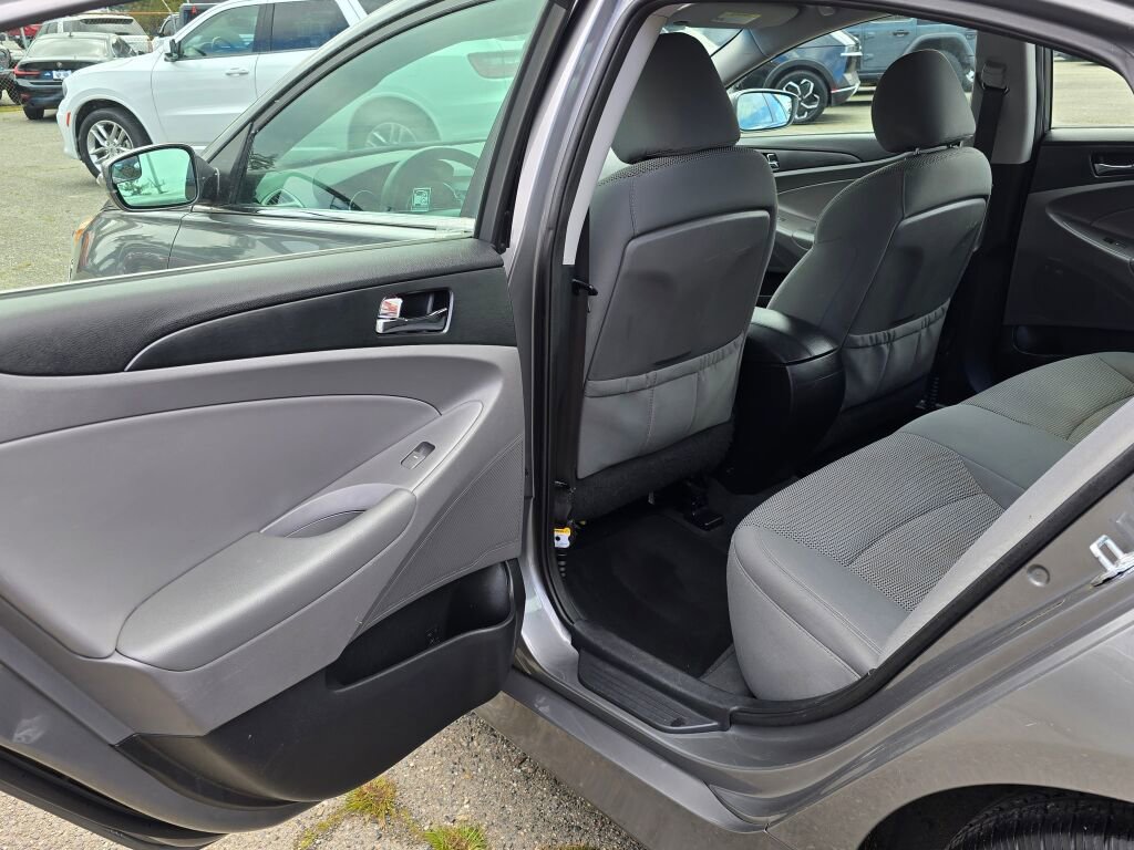 Used 2014 Hyundai Sonata GLS w/ Popular Equipment Group 2 image 13