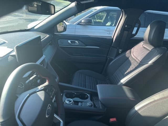 Used 2025 Ford Explorer ST-Line w/ Premium Package AWD/4WD image 19