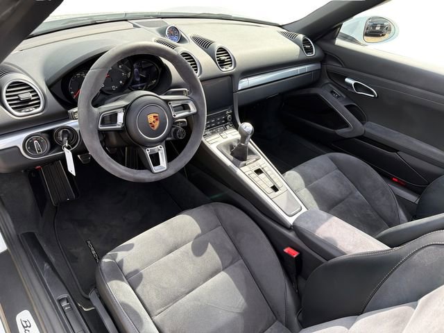 Used 2018 Porsche 718 Boxster GTS RWD image 17