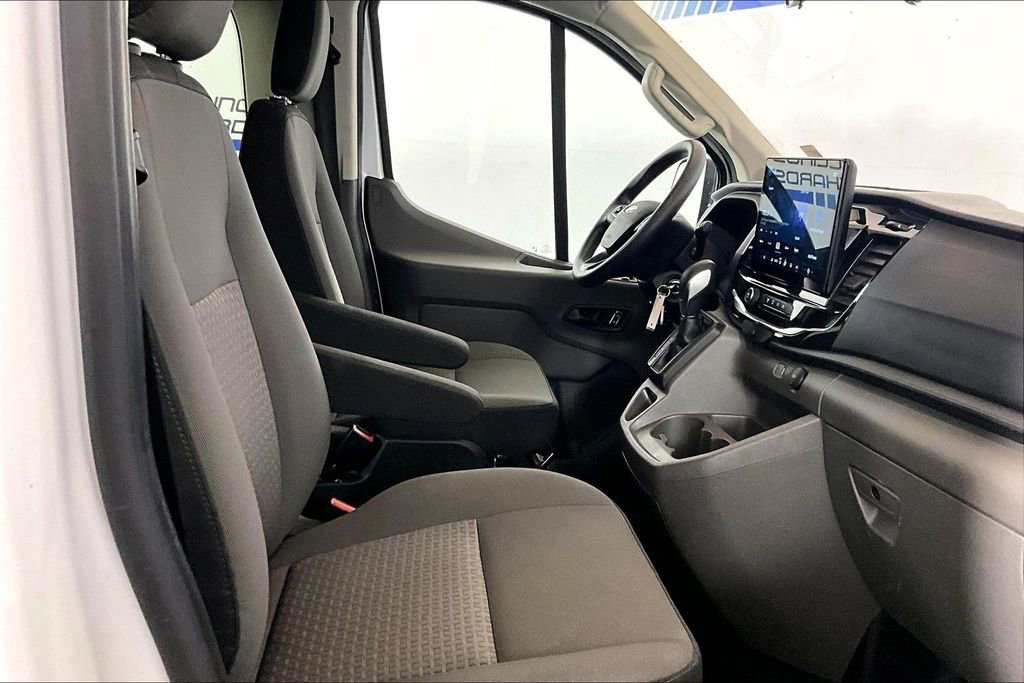 Used 2024 Ford Transit 350 XLT RWD image 6
