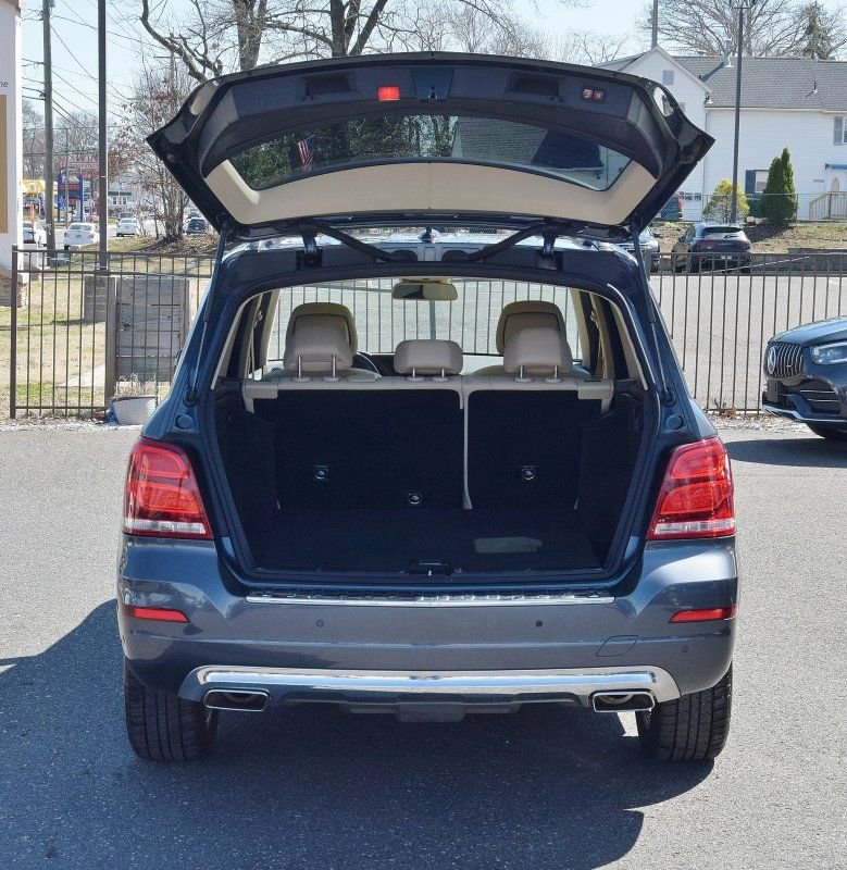 Used 2015 Mercedes-Benz GLK 350 4MATIC image 5