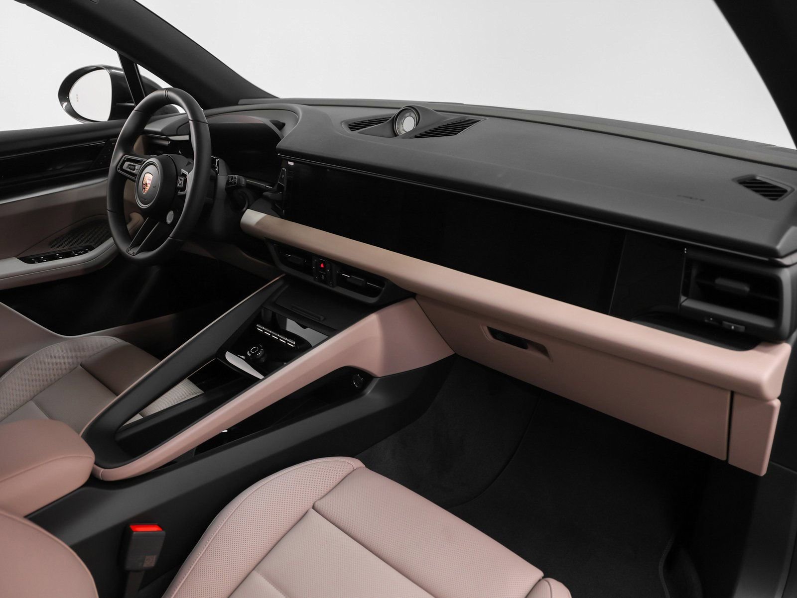 New 2026 Porsche Macan 4 Electric image 25