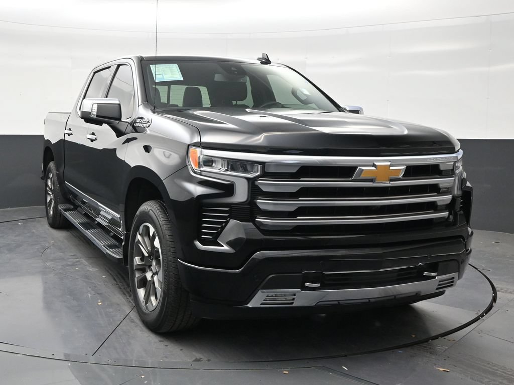 Used 2024 Chevrolet Silverado 1500 High Country RWD image 7
