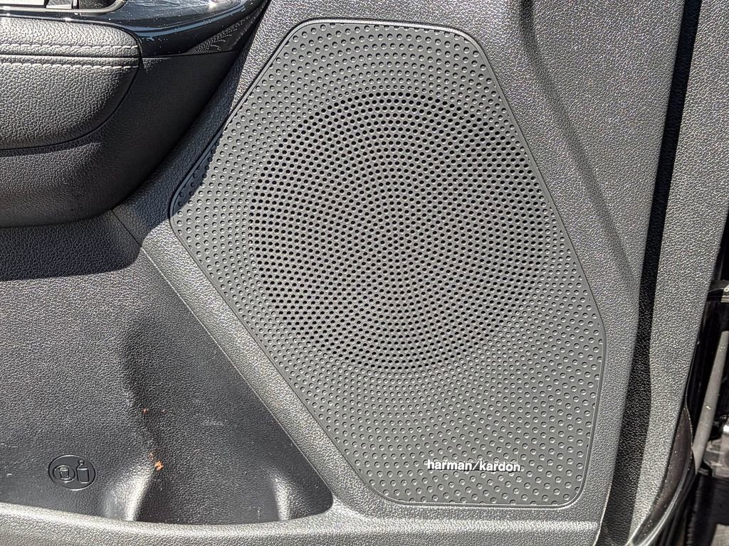 Used 2022 Kia Niro EX image 48