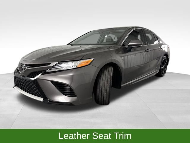 Used 2020 Toyota Camry XSE image 4