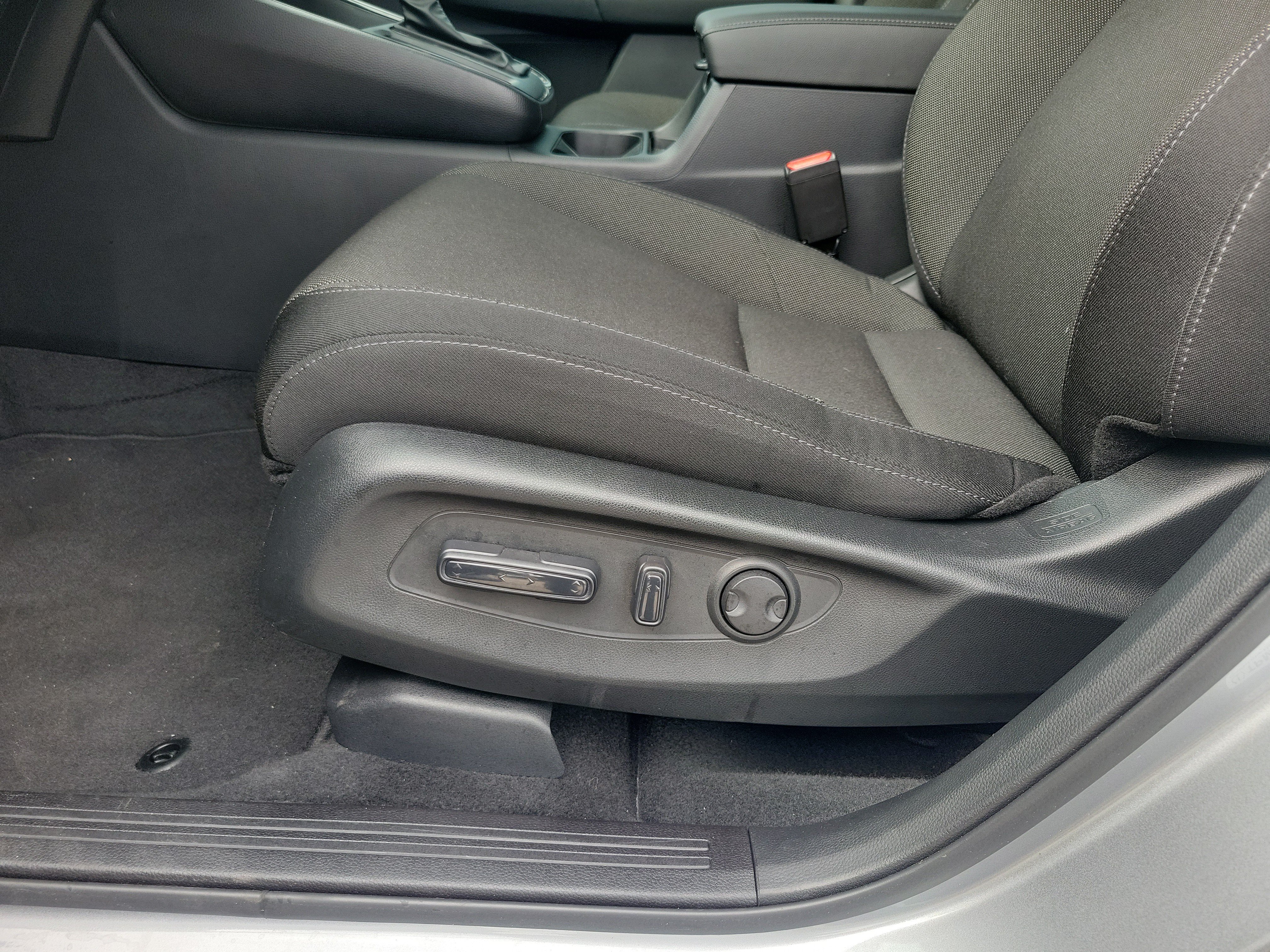 Used 2025 Honda CR-V EX image 21