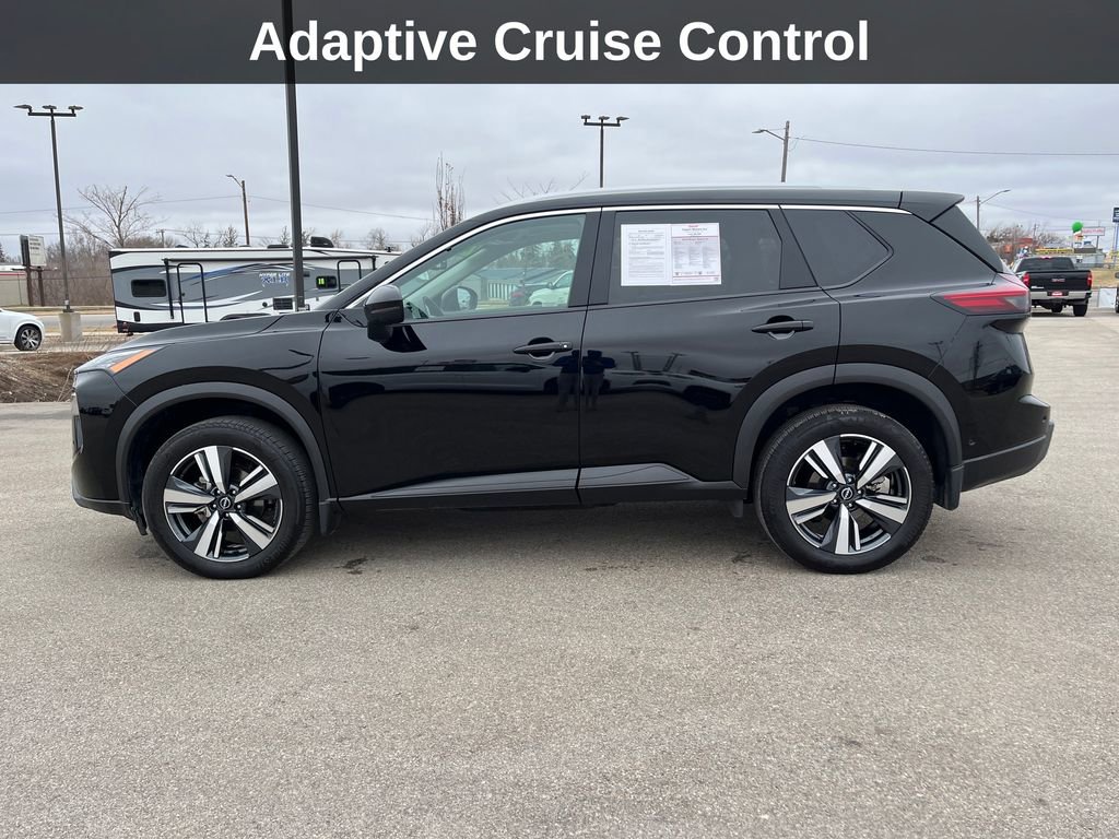 Used 2024 Nissan Rogue SL w/ SL Premium Package image 3