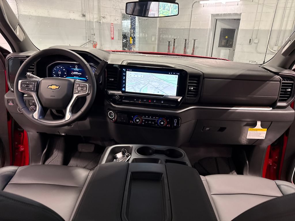 New 2026 Chevrolet Silverado 1500 LT w/ Leather Package AWD/4WD image 38