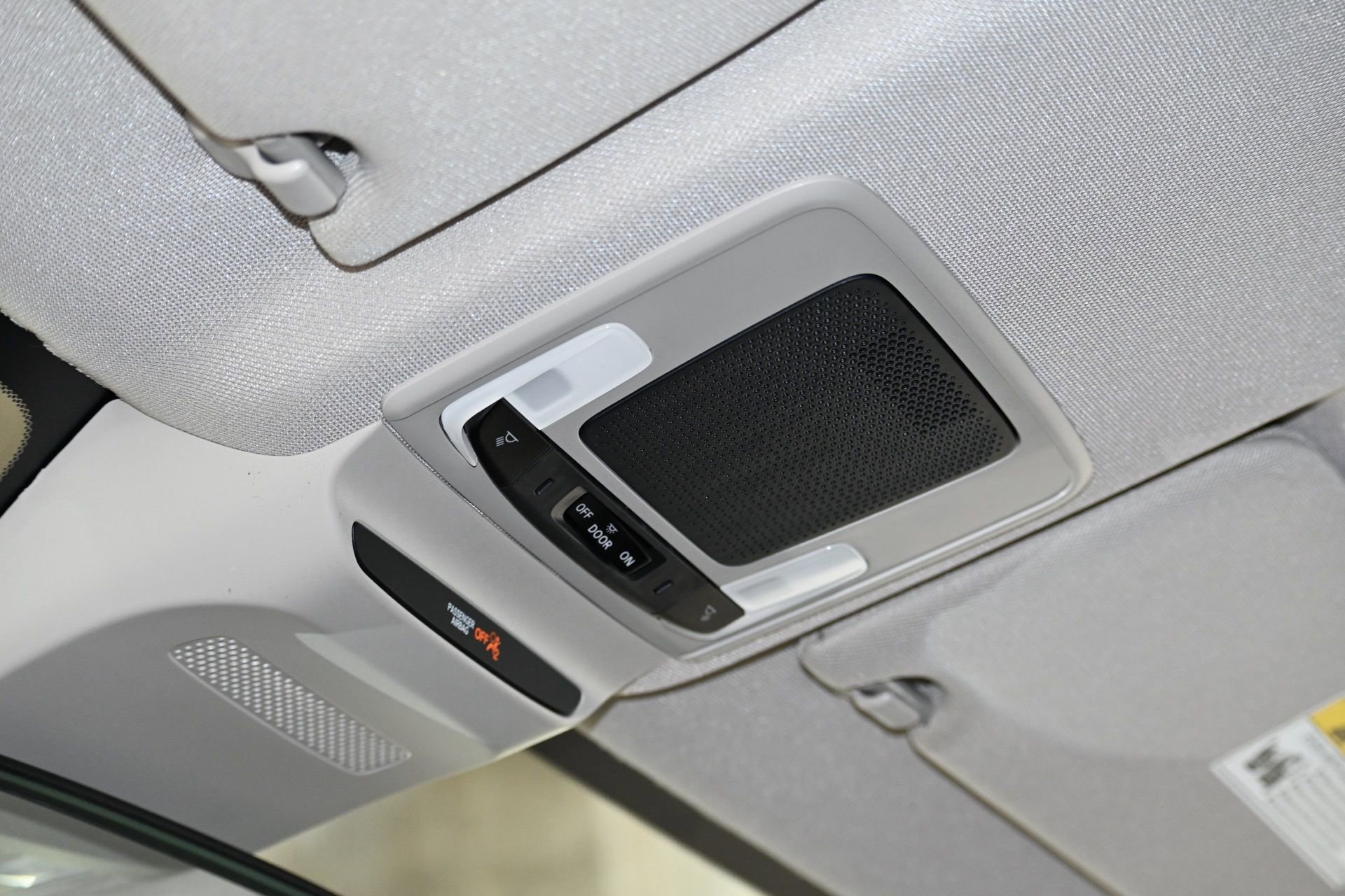 New 2025 Honda HR-V LX image 26