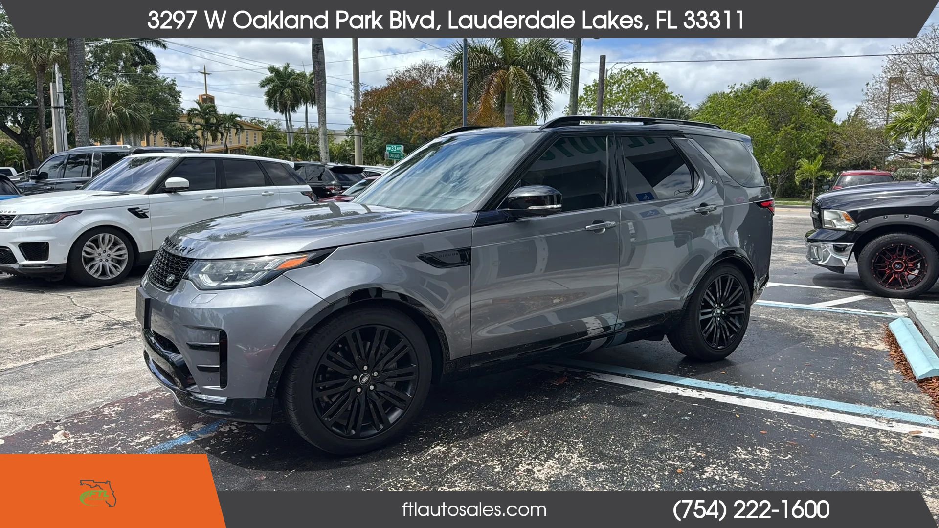 Used 2020 Land Rover Discovery HSE image 6