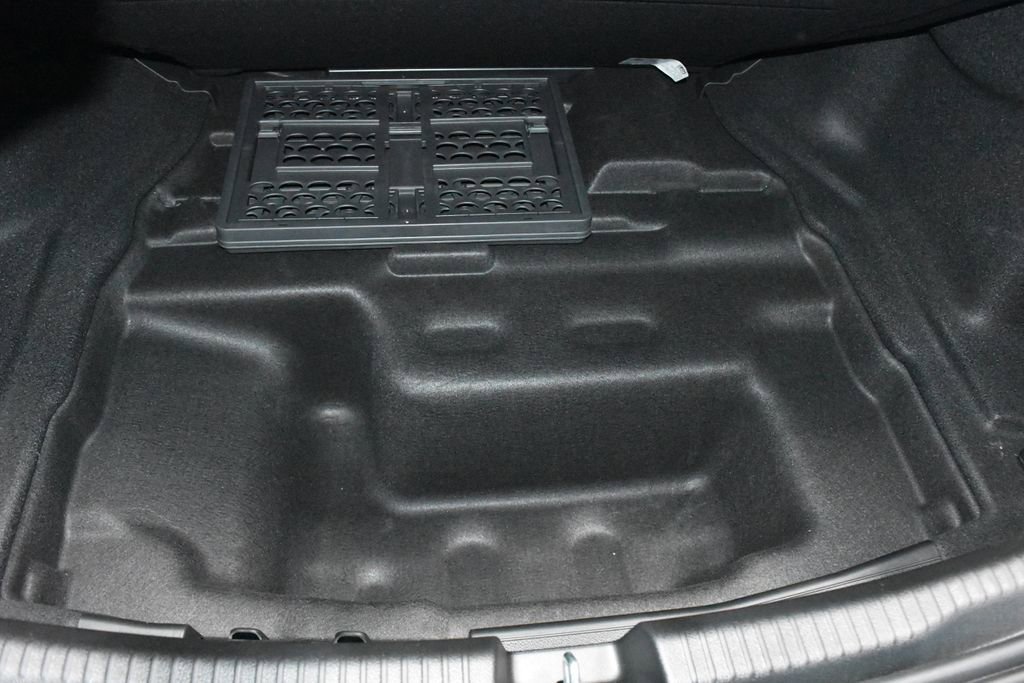 Certified 2025 Mercedes-Benz C 300 4MATIC Sedan image 24