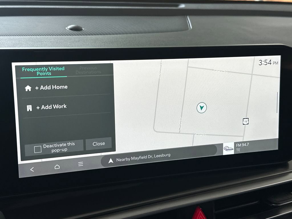 Used 2025 Kia Sorento S image 8