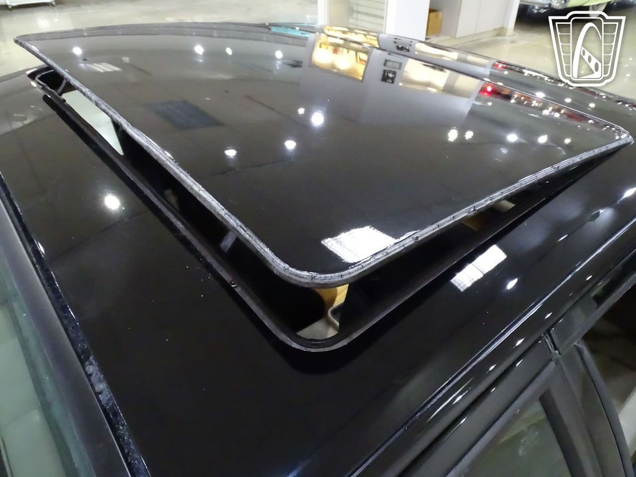 Used 1987 Porsche 944 S RWD image 31