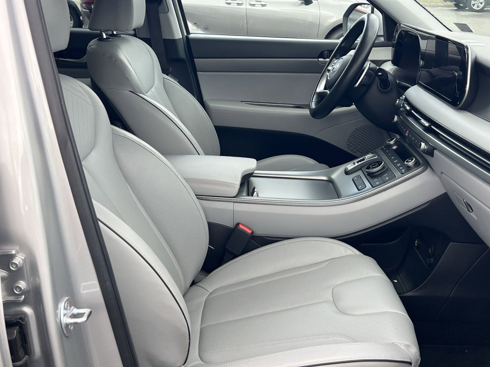 Used 2024 Hyundai Palisade SEL image 27