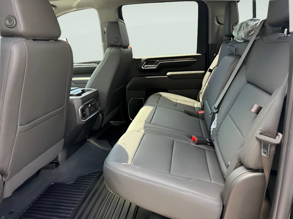 New 2026 Chevrolet Silverado 2500 LTZ w/ LTZ Premium Package AWD/4WD image 36