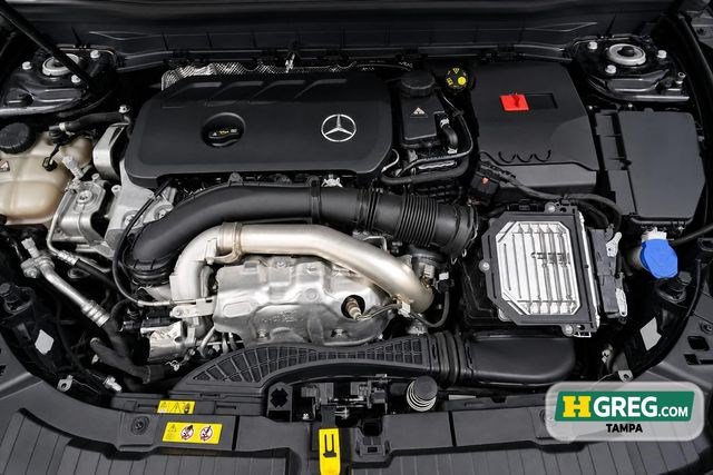 Used 2024 Mercedes-Benz GLB 250 image 17