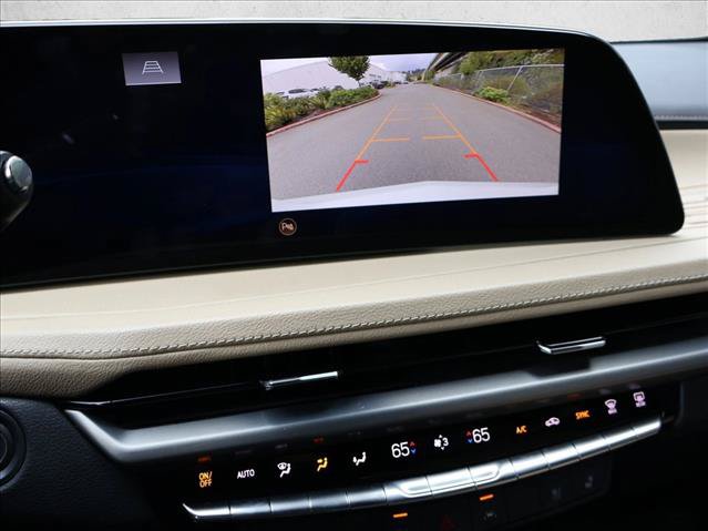 Used 2024 Cadillac XT4 Premium Luxury AWD/4WD image 18
