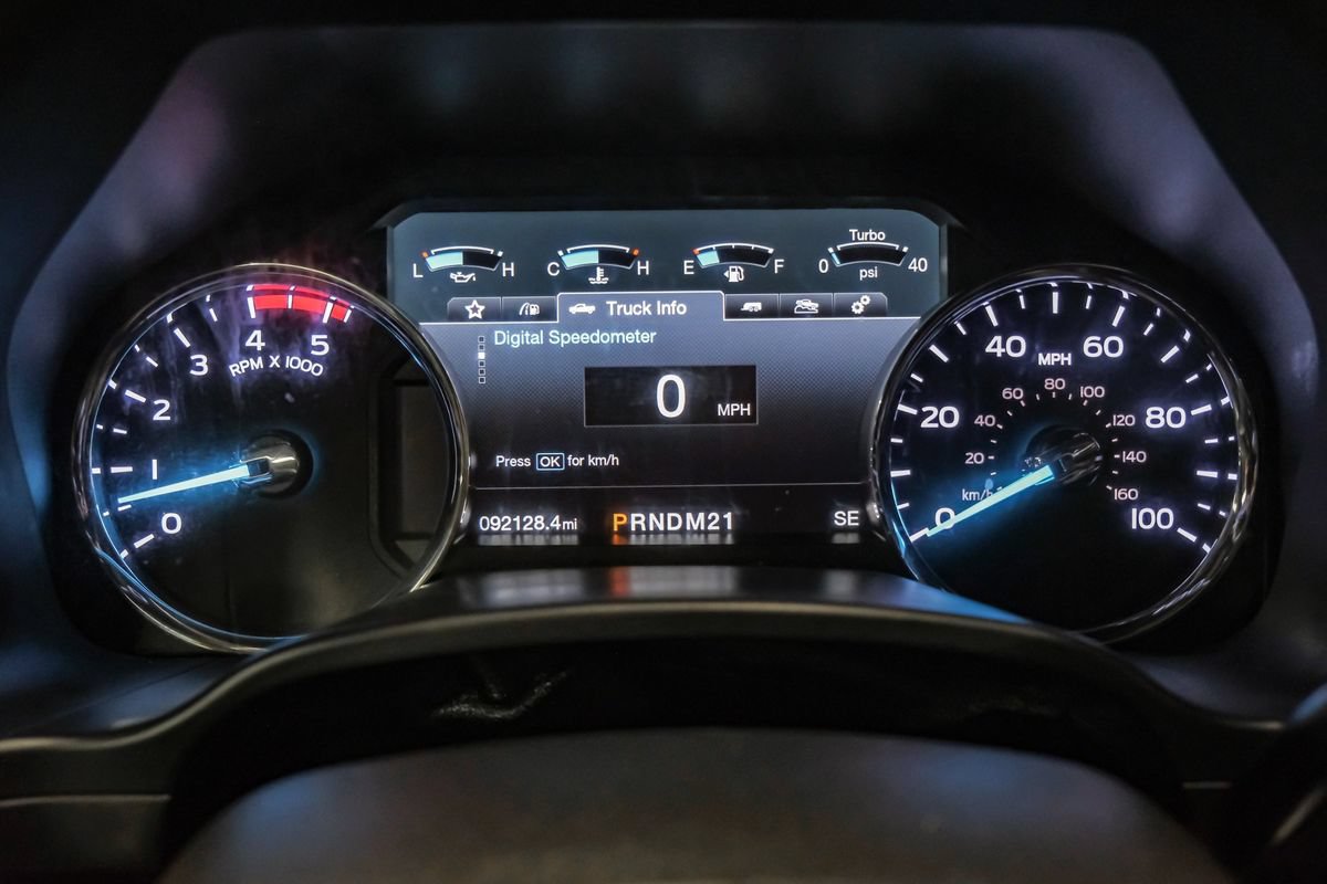 Used 2019 Ford F250 Lariat w/ Lariat Ultimate Package AWD/4WD image 18