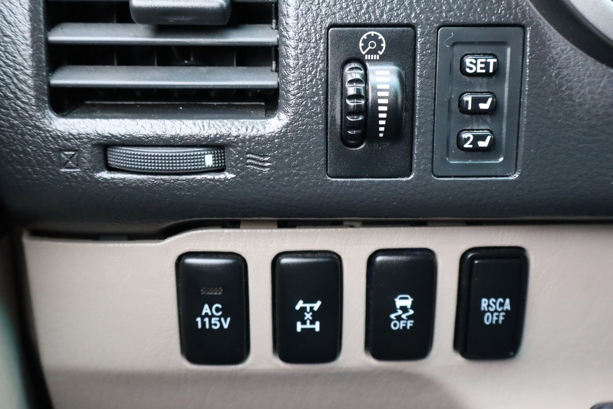 Used 2008 Toyota 4Runner Limited image 29