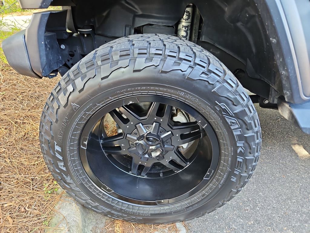 Used 2019 Jeep Wrangler Sport AWD/4WD image 28