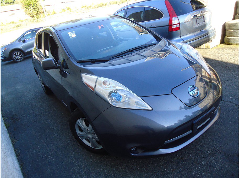 Used 2013 Nissan Leaf S w/ Charger Pkg FWD image 4