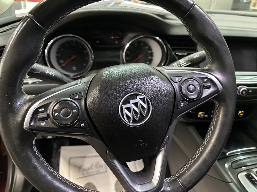 Used 2019 Buick Regal Preferred image 9