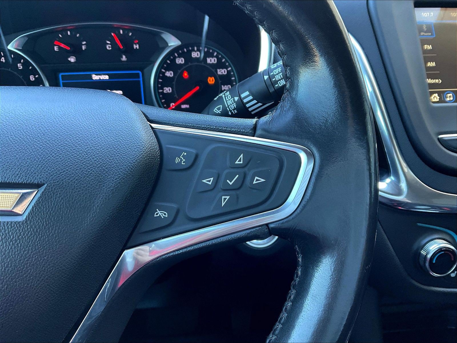 Used 2019 Chevrolet Equinox LT FWD image 12