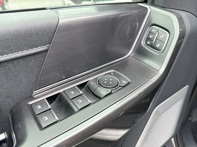 Used 2022 Ford F150 Lariat w/ Equipment Group 502A High AWD/4WD image 32