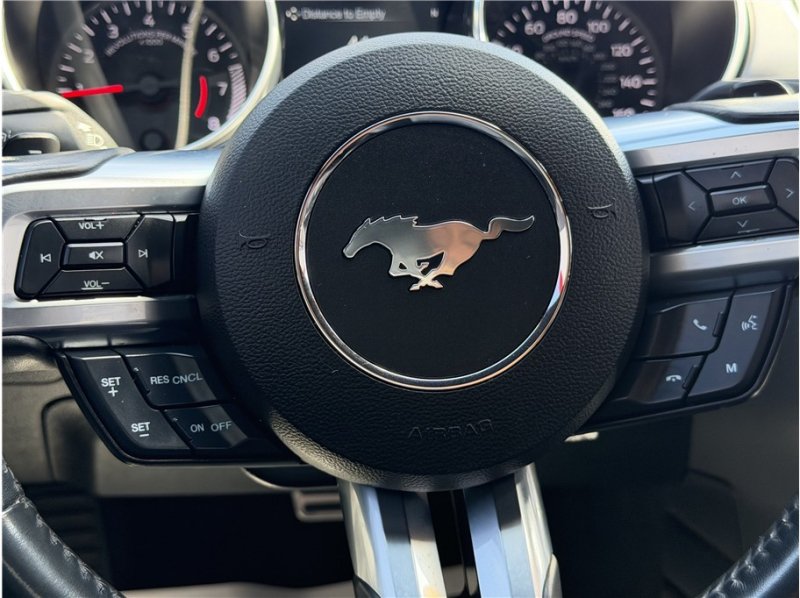 Used 2021 Ford Mustang Premium RWD image 31