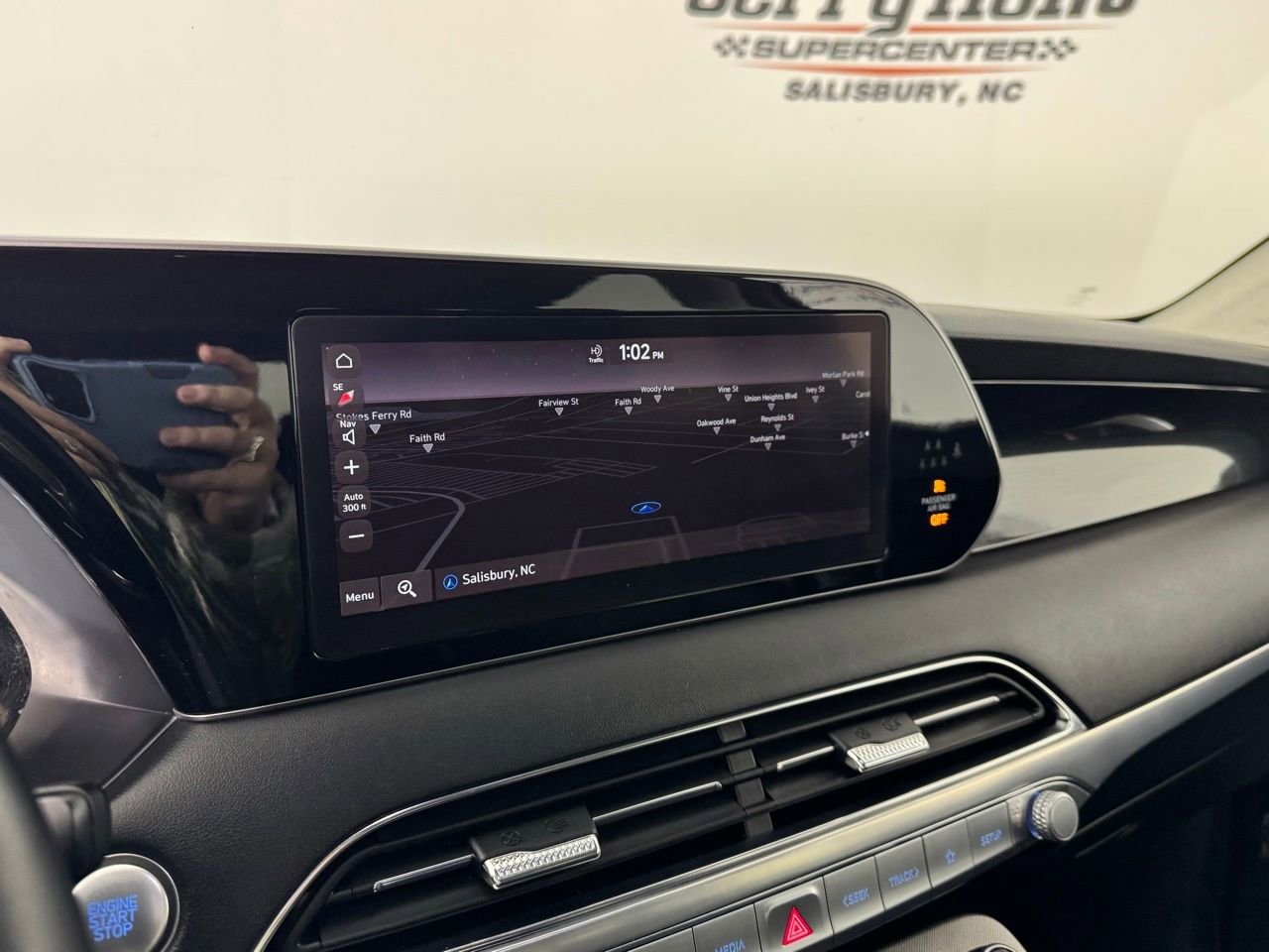 Used 2022 Hyundai Palisade Limited w/ Cargo Package image 18