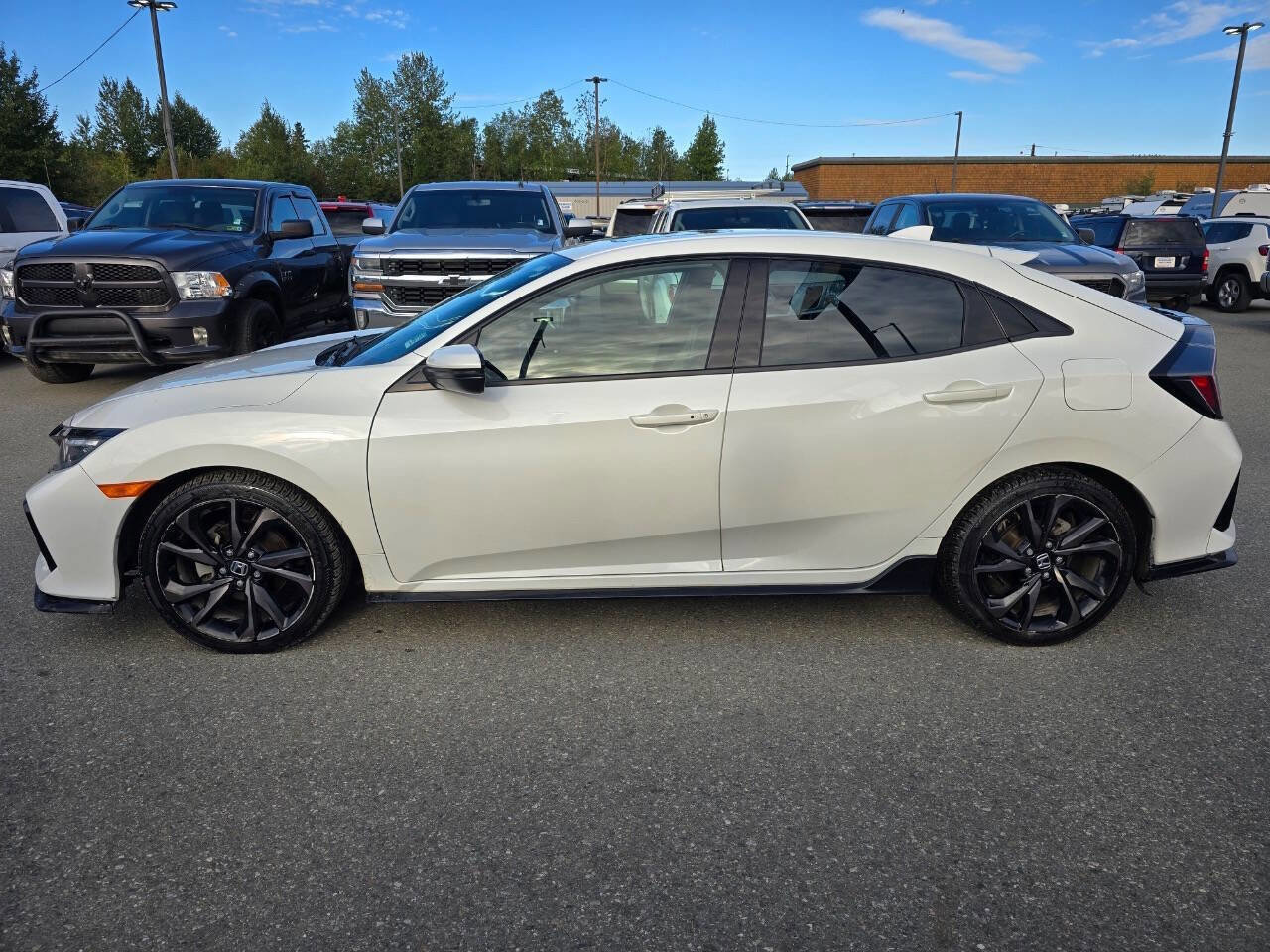 Used 2018 Honda Civic Sport Touring image 4