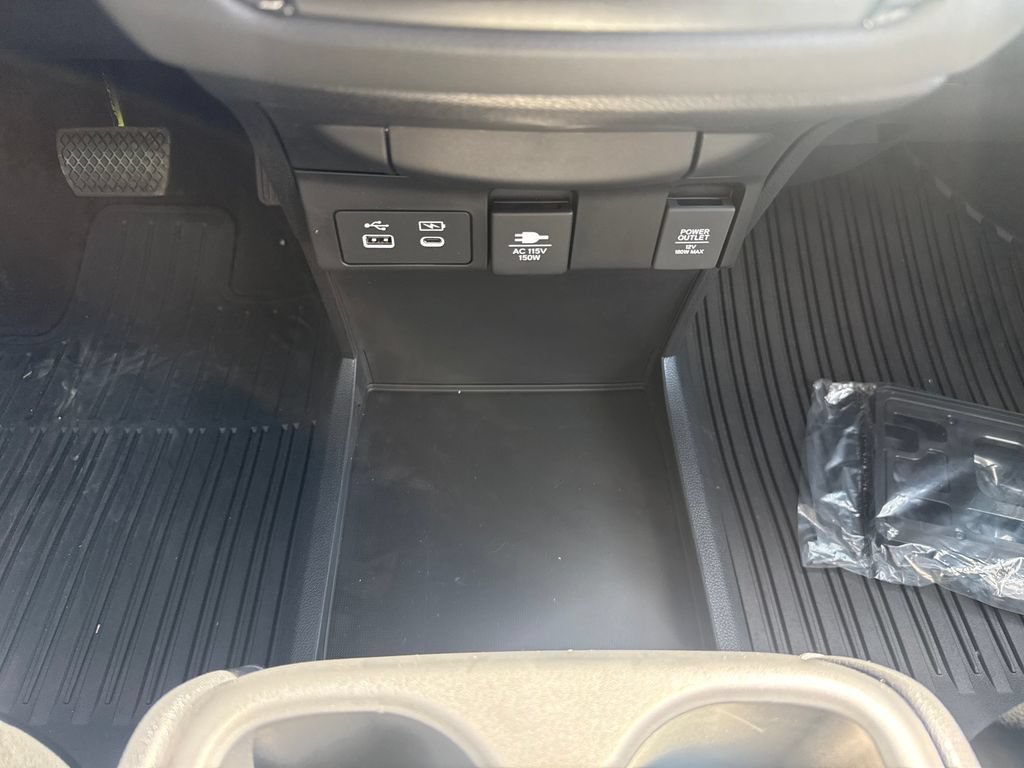 New 2026 Honda Odyssey Touring image 16