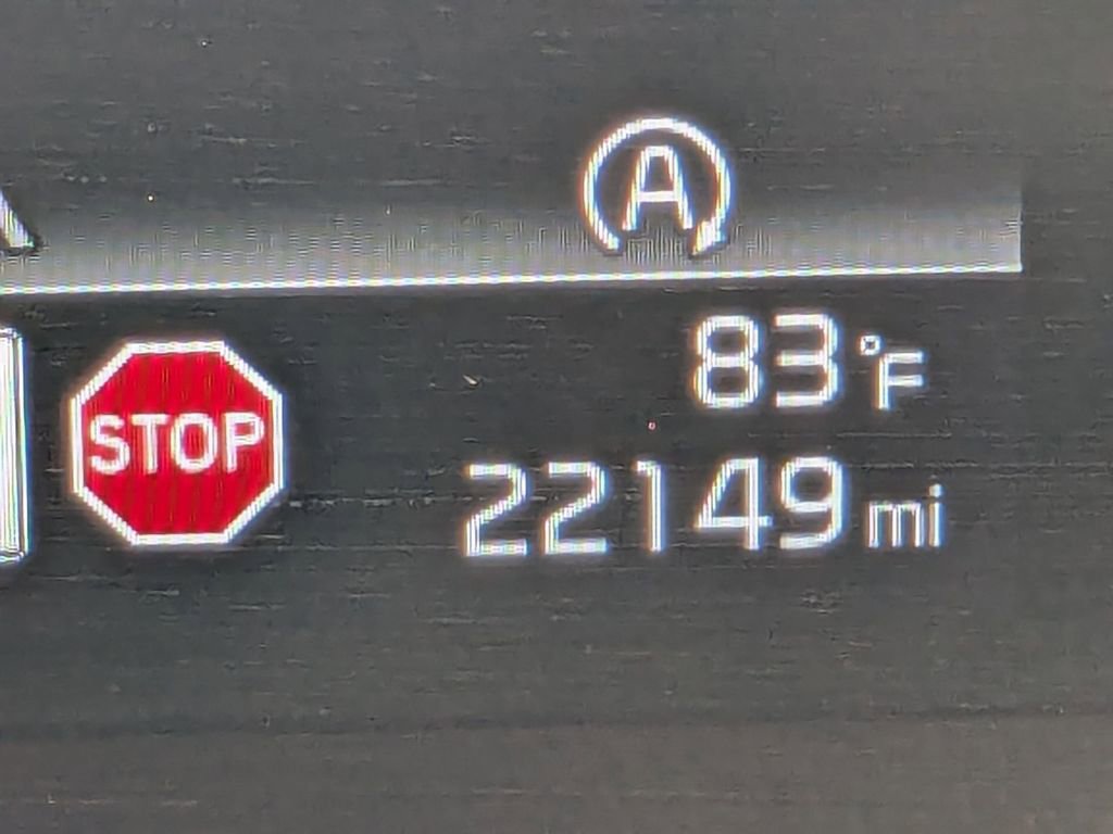 Used 2025 Kia Telluride S image 16