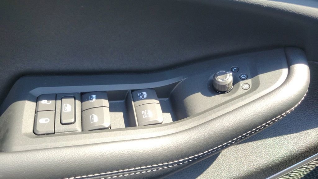 New 2025 Jeep Grand Cherokee L Limited w/ Black Appearance Package image 22