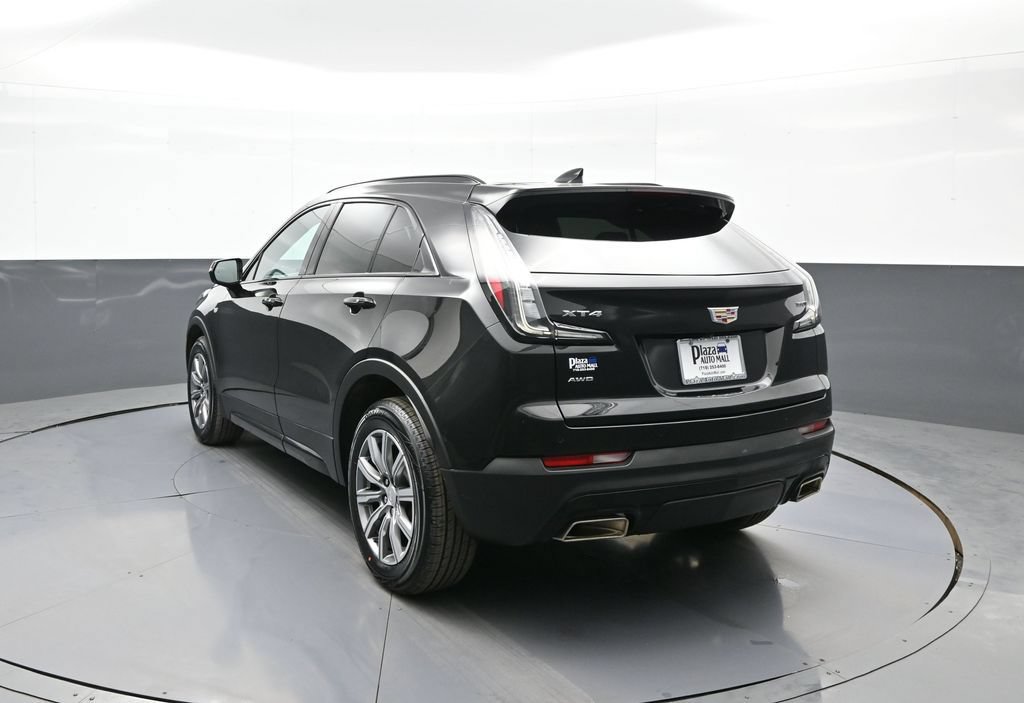 Used 2023 Cadillac XT4 Sport w/ Technology Package AWD/4WD image 8