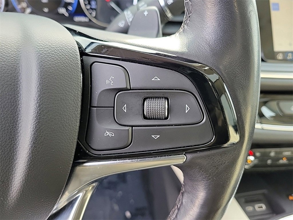 Used 2024 Buick Enclave Avenir w/ Avenir Technology Package image 23