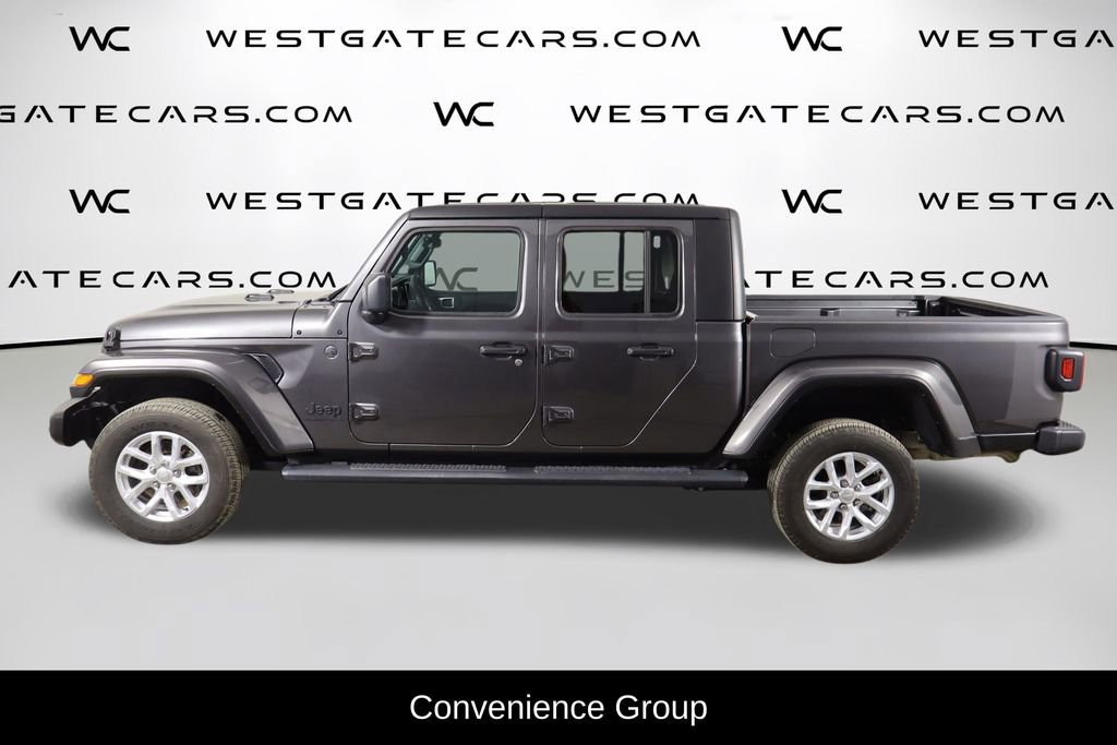 Used 2023 Jeep Gladiator Sport image 5