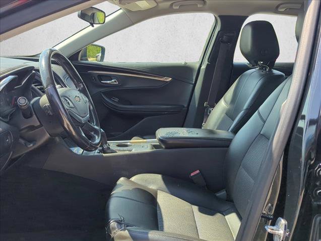 Used 2016 Chevrolet Impala LT FWD image 16