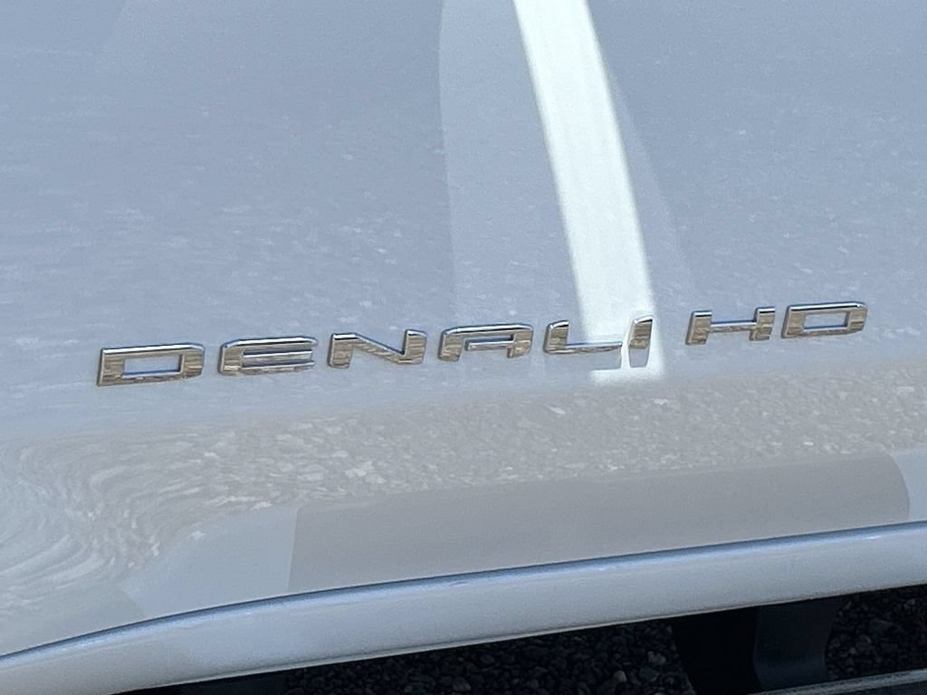 New 2026 GMC Sierra 2500 Denali w/ Denali Reserve Package AWD/4WD image 32