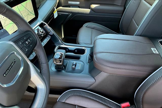 New 2026 GMC Sierra 1500 Denali image 9