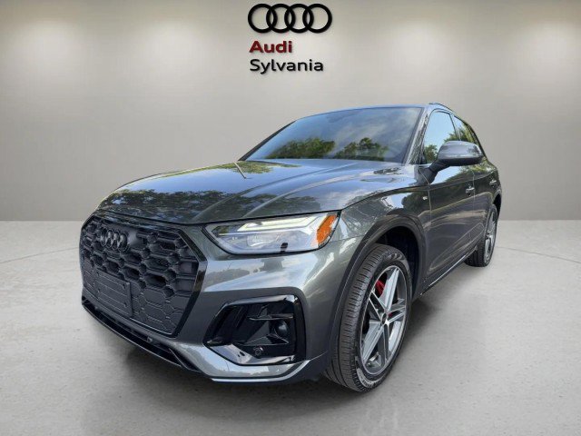 Certified 2025 Audi Q5 e Premium Plus w/ Premium Plus Package AWD/4WD image 3