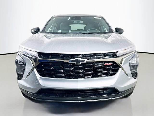 New 2026 Chevrolet Trax RS w/ Driver Confidence Package image 3